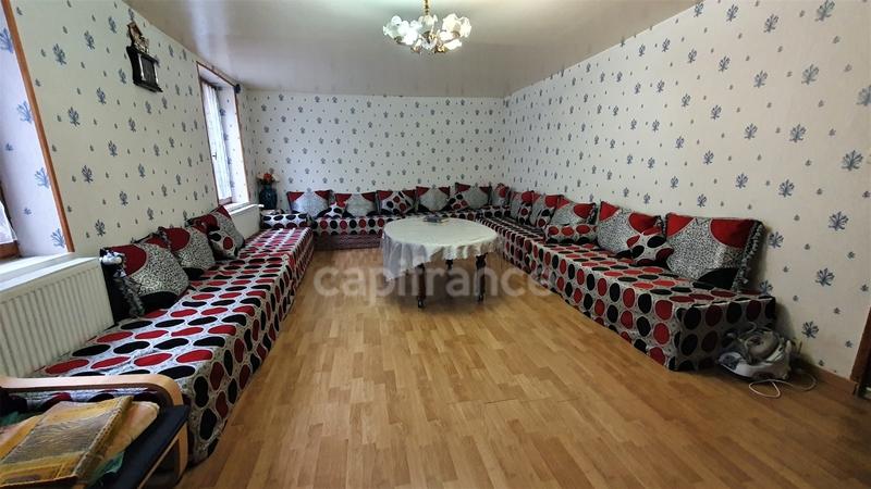 Maison de ville - 240 m² - 9 pièces