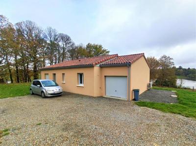 Maison - 80 m² - 4 pièces
