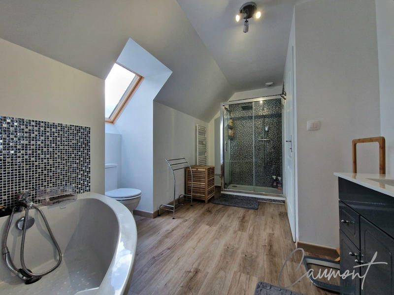 Maison - 133 m² - 5 pièces