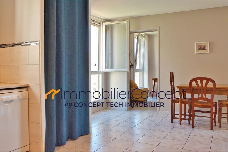 Appartement - 98 m² - 5 pièces