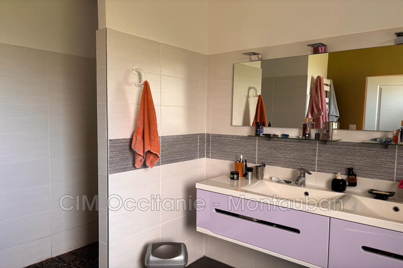 Villa - 180 m² - 5 pièces