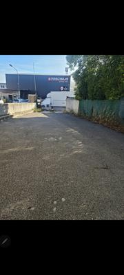 Cave / Box - 240 m²