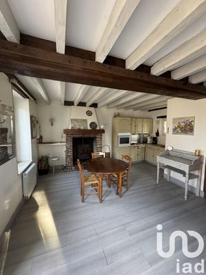 Maison - 200 m² - 10 pièces