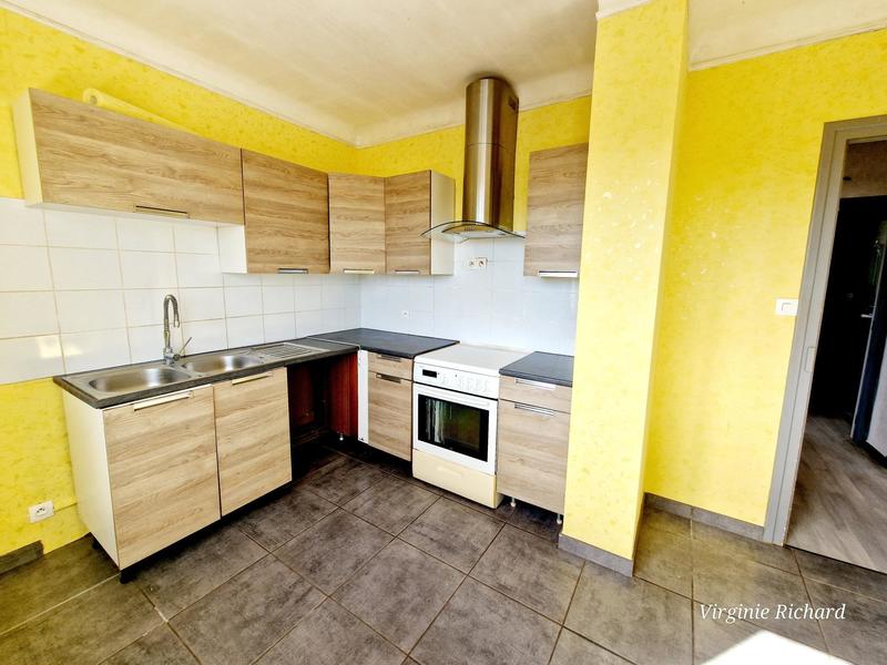 Maison - 141 m² - 5 pièces