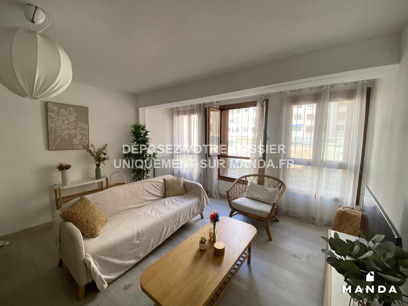 Chambre - 15 m² - 5 pièces