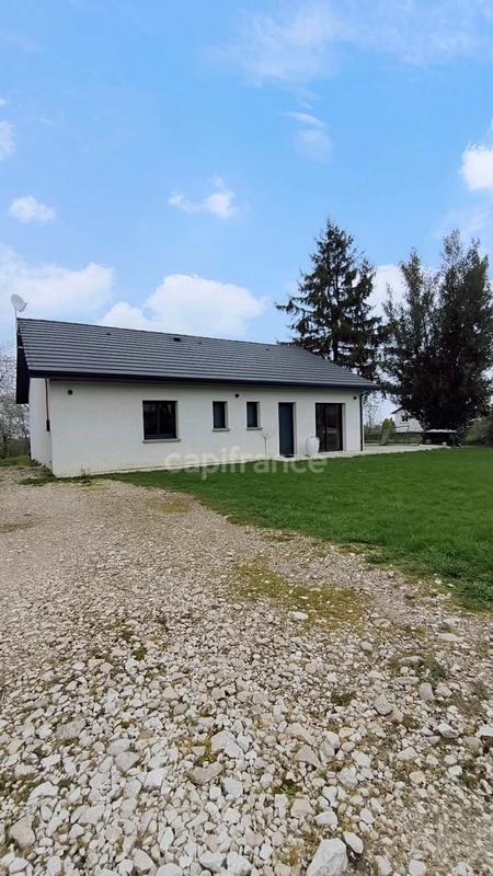 Maison - 106 m² - 4 pièces