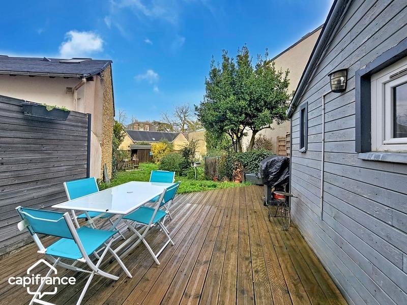 Maison de ville - 140 m² - 6 pièces