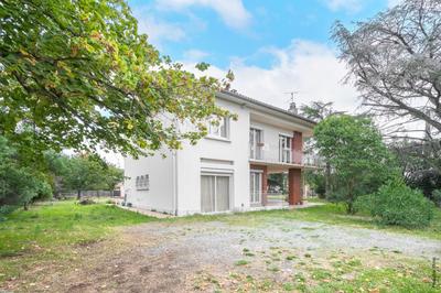 Maison - 165 m² - 7 pièces