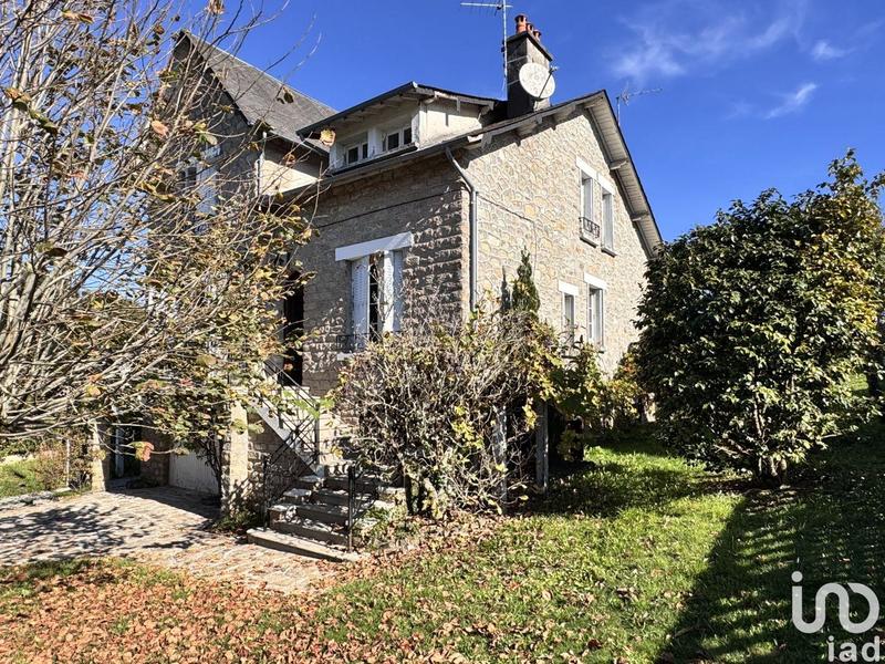 Maison - 195 m² - 6 pièces