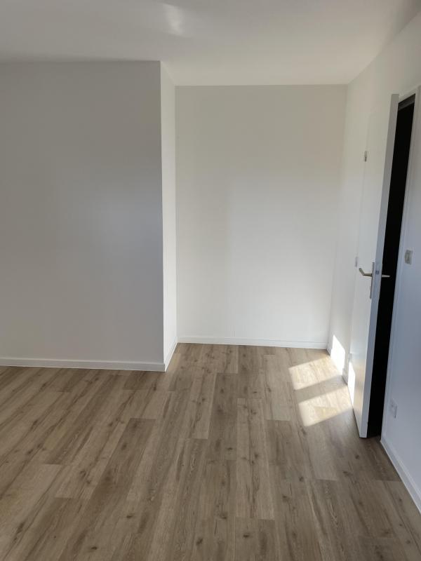 Appartement - 102 m² - 5 pièces
