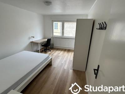 Chambre - 12 m² - 1 pièce