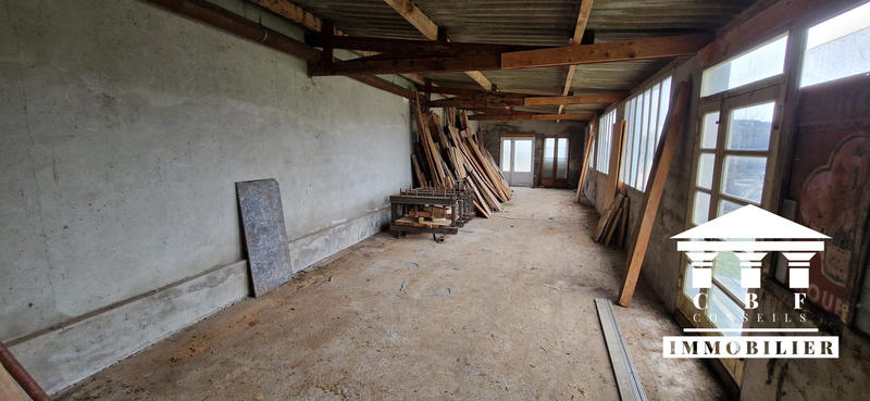 Maison traditionnelle - 99 m² - 5 pièces