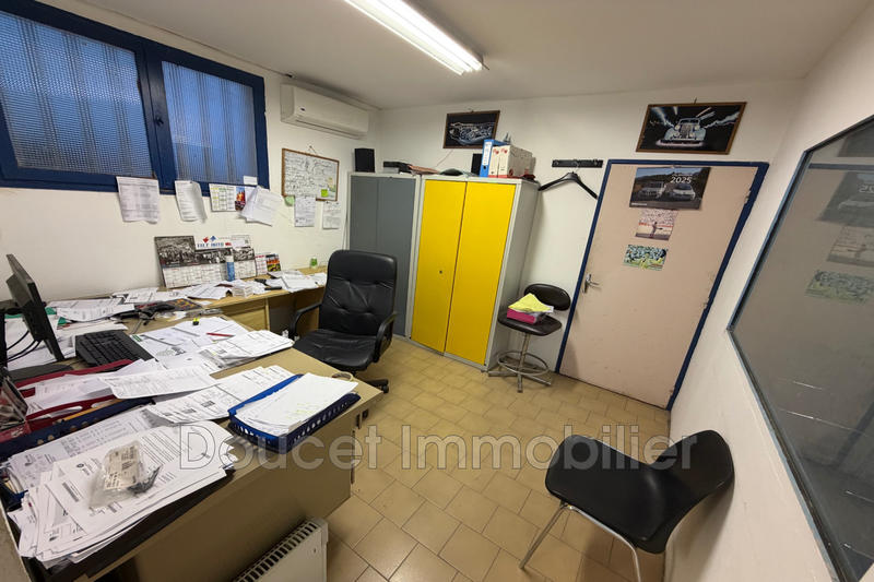 Local commercial - 1 000 m²