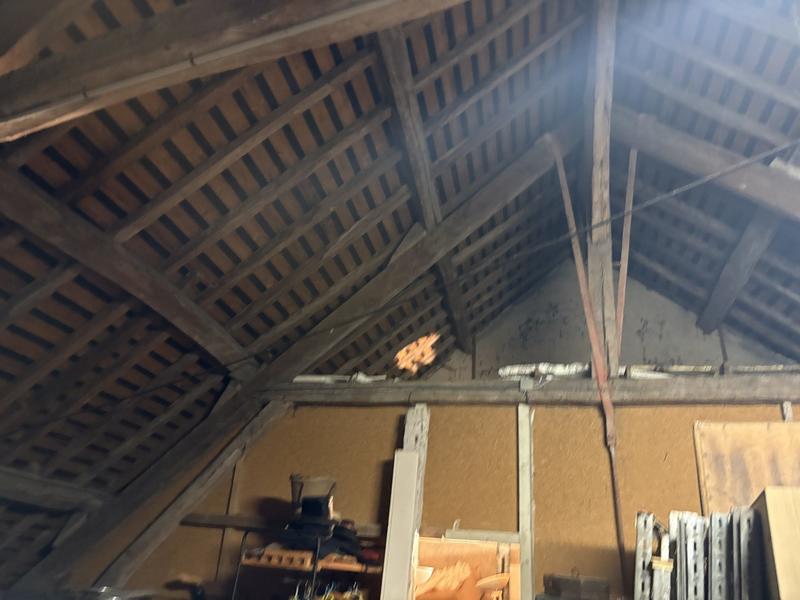 Parking / Garage - 264 m²