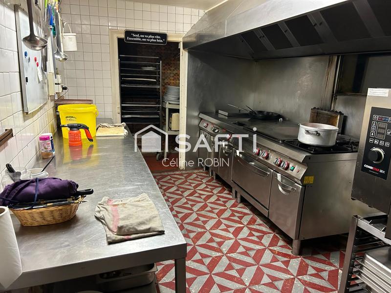 Local commercial - 248 m² - 6 pièces