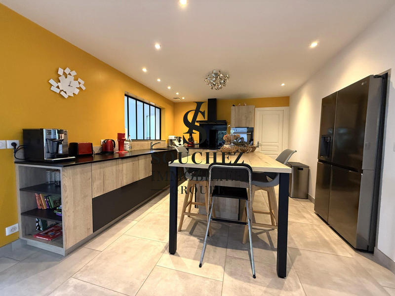 Maison - 185 m² - 7 pièces