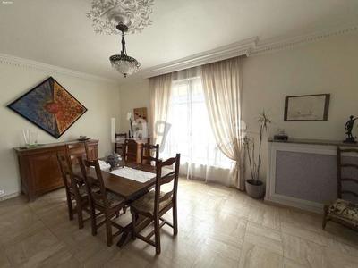 Propriété - 160 m² - 7 pièces