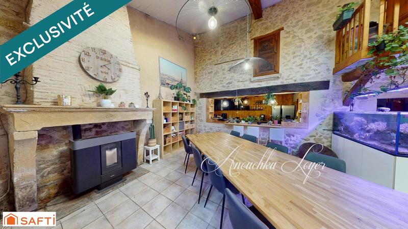 Maison - 418 m² - 15 pièces