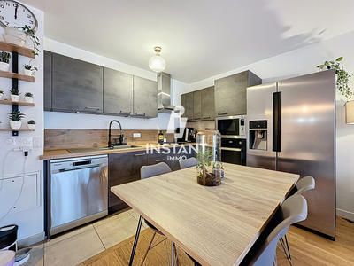 Appartement - 64 m² - 3 pièces