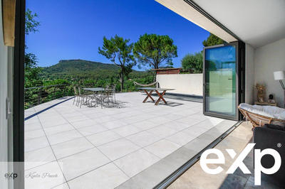 Maison - 168 m² - 4 pièces