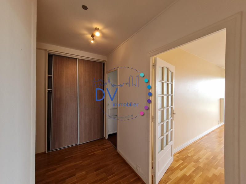 Appartement - 80 m² - 3 pièces