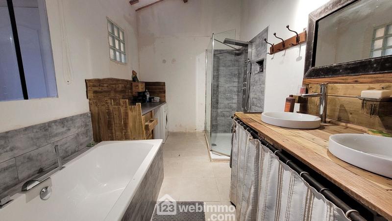 Maison - 138 m² - 5 pièces