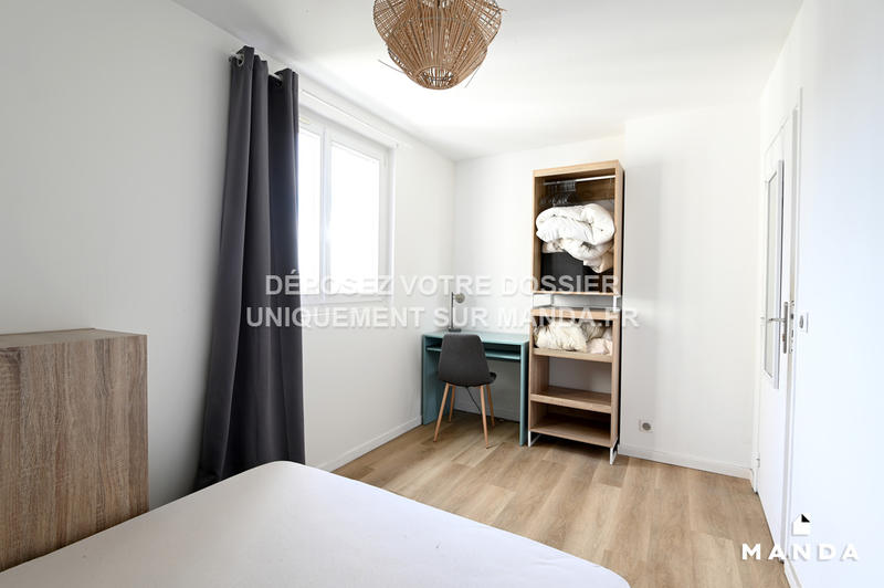 Chambre - 9 m² - 4 pièces