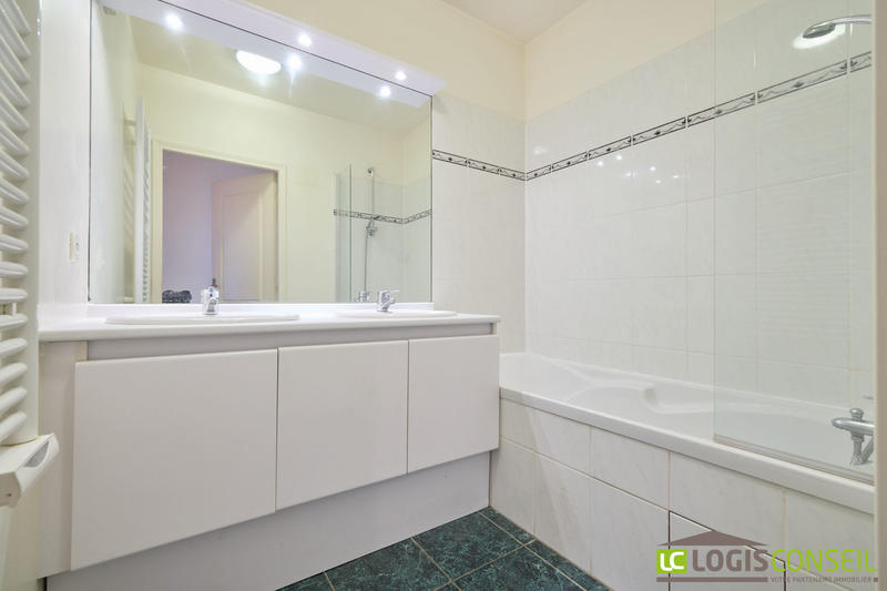 Appartement - 106 m² - 5 pièces