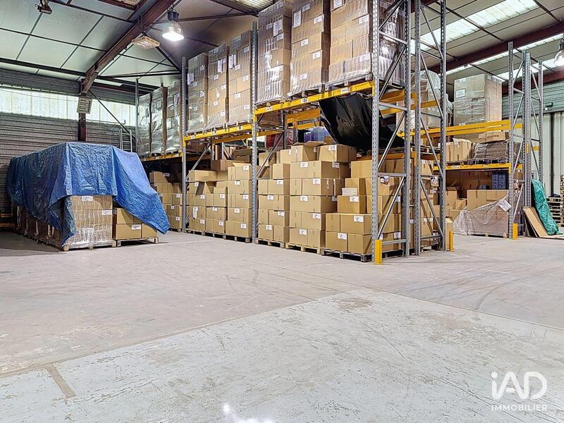 Local commercial - 1 280 m²