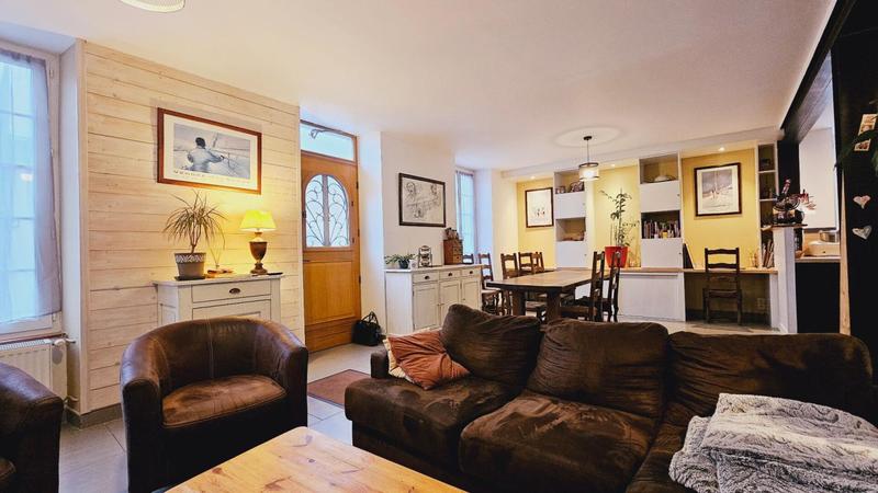 Maison - 163 m² - 5 pièces