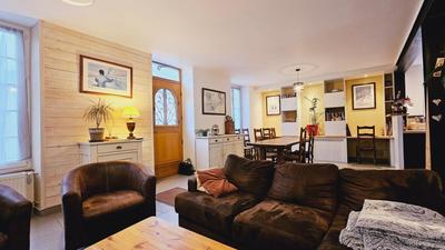 Maison - 163 m² - 5 pièces