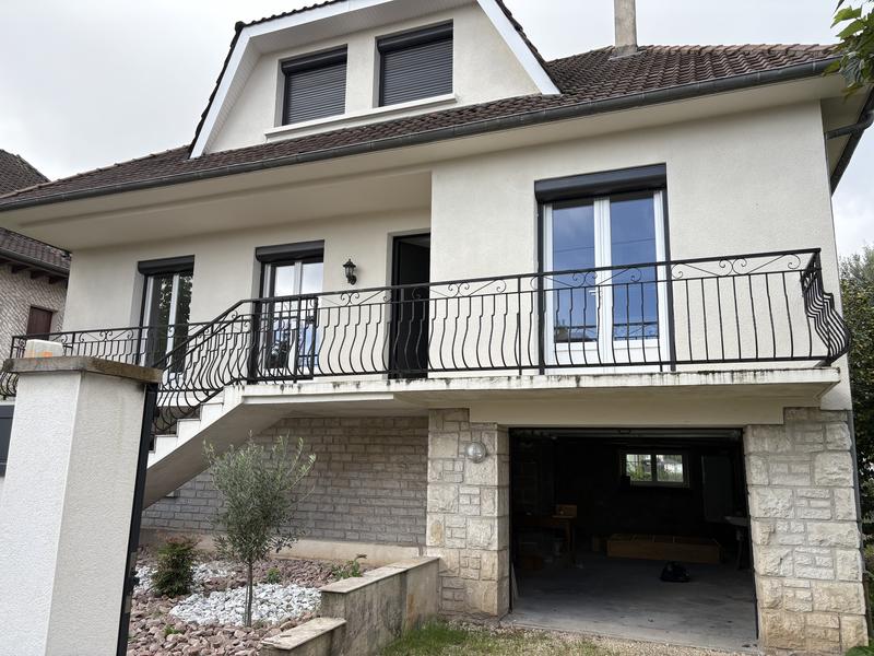 Maison - 135 m² - 6 pièces