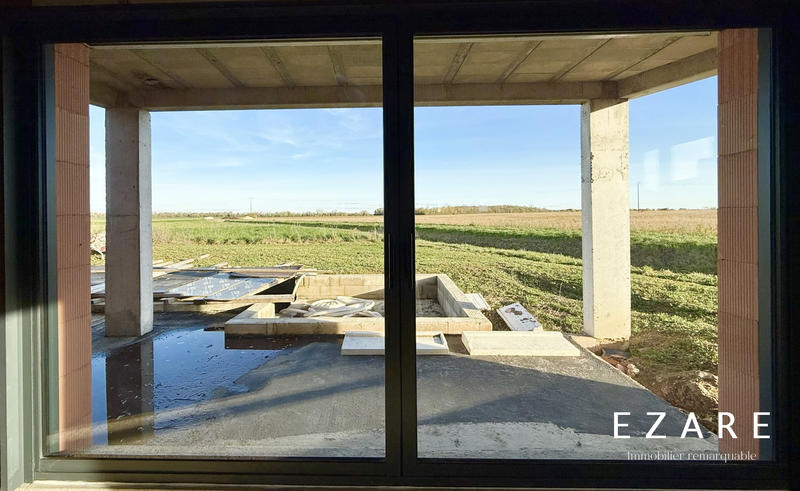 Maison - 220 m² - 6 pièces