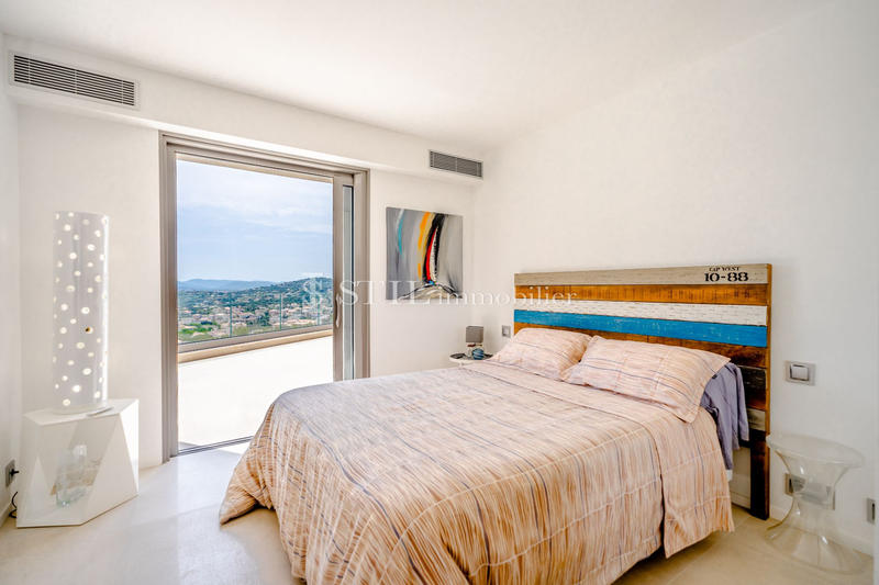 Villa - 350 m² - 7 pièces