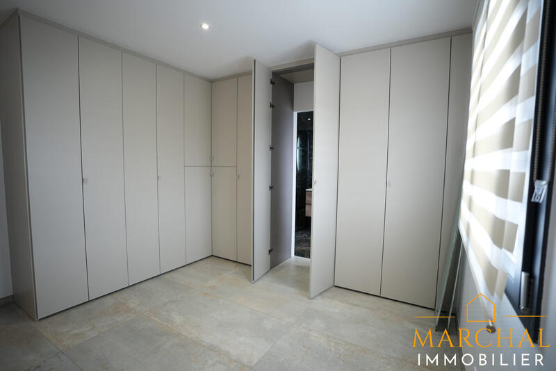 Villa - 177 m² - 6 pièces