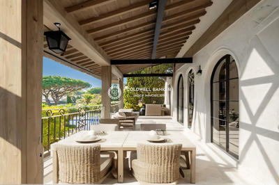 Hôtel particulier - 654 m² - 20 pièces