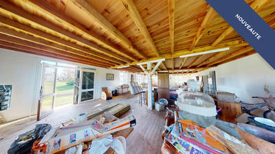 Maison - 382 m² - 9 pièces