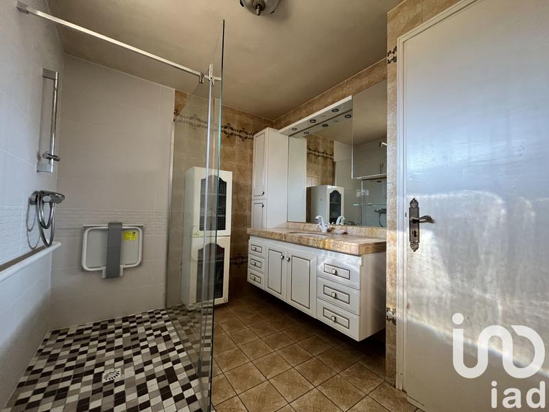 Maison - 190 m² - 8 pièces