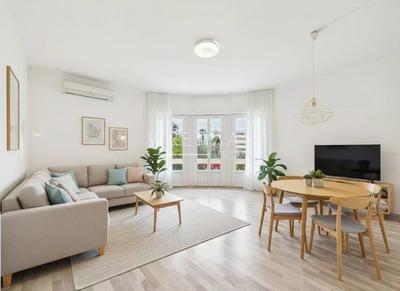 Appartement - 79 m² - 3 pièces