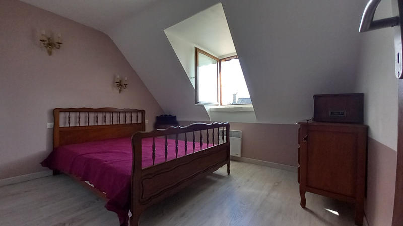 Maison - 90 m² - 7 pièces