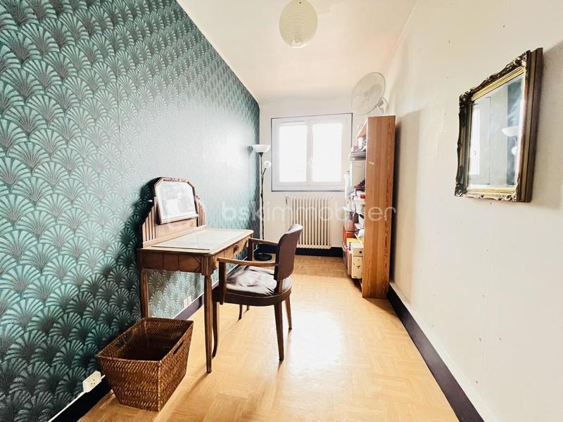 Maison - 141 m² - 7 pièces