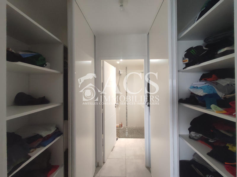 Appartement - 79 m² - 3 pièces