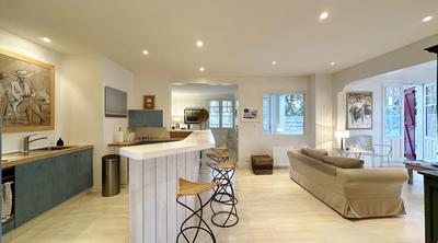 Appartement sur toit - 200 m² - 7 pièces