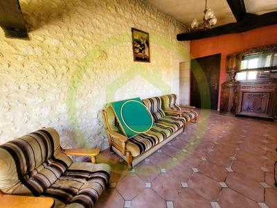 Maison - 84 m² - 3 pièces