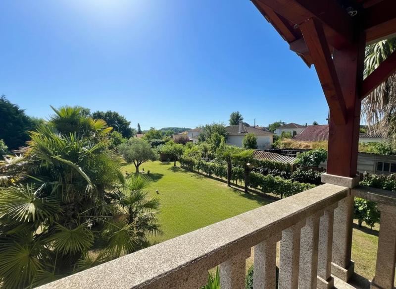 Maison de ville - 185 m² - 5 pièces