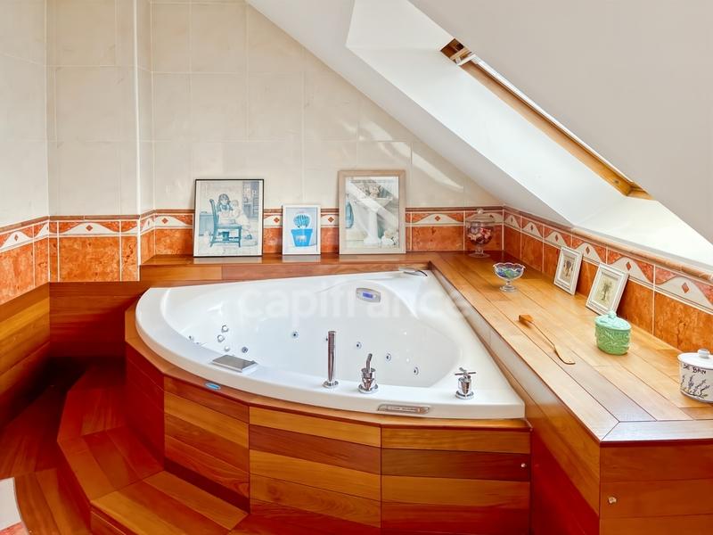 Maison - 160 m² - 7 pièces