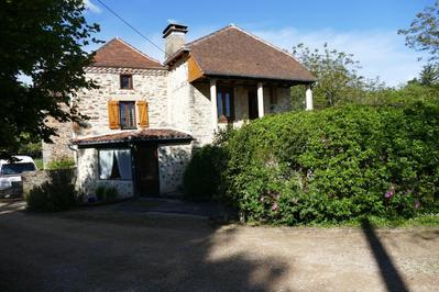 Maison - 227 m² - 10 pièces