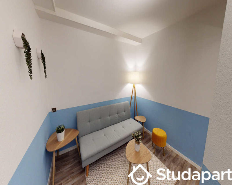 Chambre - 140 m² - 1 pièce