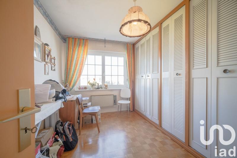 Maison - 137 m² - 8 pièces