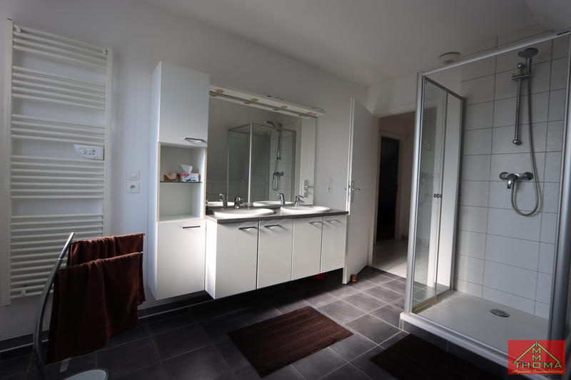 Maison - 110 m² - 6 pièces